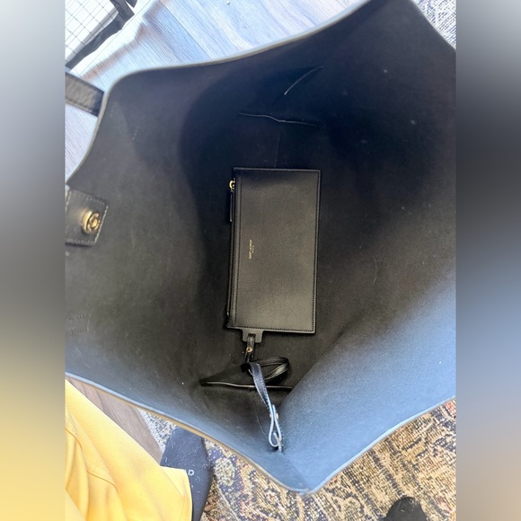 Saint Laurent East West Tote - Picture 7 of 14